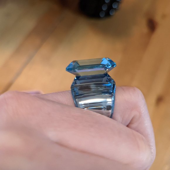 Swarovski LUCENT cocktail ring - Picture 3 of 10